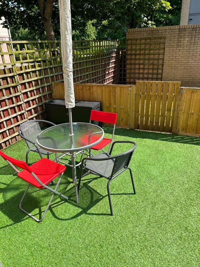 Cakemuir Detached House, 3 Bed, Free Parking &Private Garden Apartment EDI Exterior foto